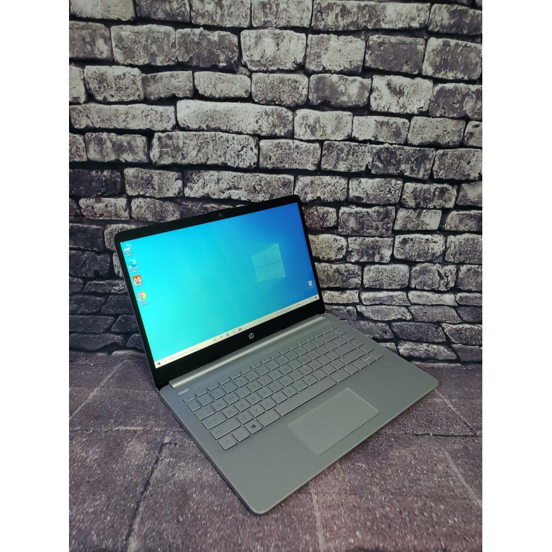 Ноутбук HP Ryzen 5300U/ 8GB/ SSD 256gb/ Radeon Vega 6