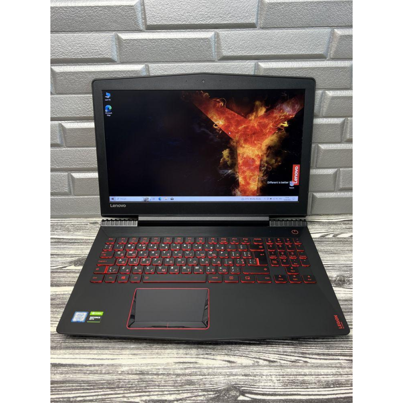 Ноутбук Lenovo Legion Y520-15IKBM (i7-7700HQ, GTX 1060 Max-Q 3Gb, 16Gb, 512Gb)