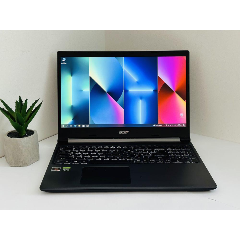 Ноутбук Acer Aspire 7 • 144Hz  • Ryzen 5500h • Ram 8 Gb/SSD 512 Gb • RTX 3050