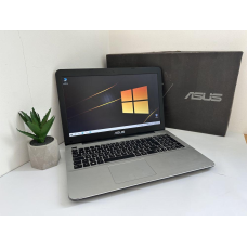 Ноутбук Asus R556L - i5-5200u • SSD 500Gb • Ram 8Gb • GeForce 920m