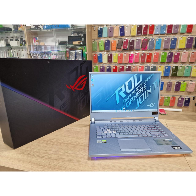 Потужний геймерский ноутбук ASUS ROG STRIX 15 G512L