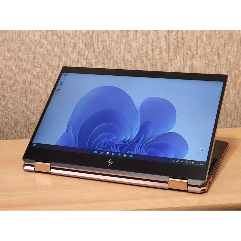 Сенсорний ноутбук HP Spectre x360 15-df1033dx Dark Silver IPS (3840 x 2160) 4K,multitouch