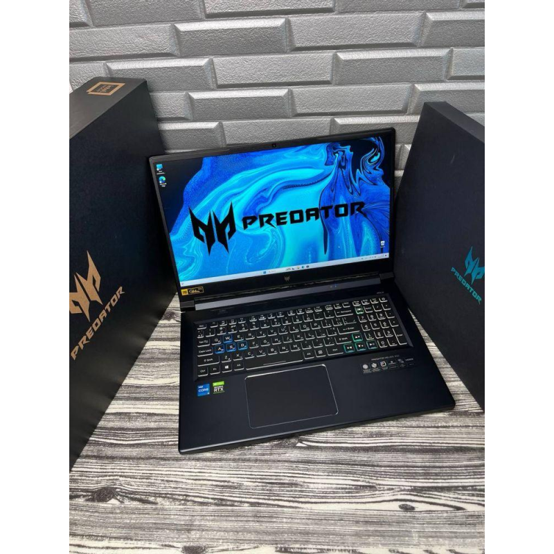 Acer Predator Helios 300 PH317-55-55X1 - 17.3/144Ghz/i5-11400H/RTX3070/32Gb/SSD 1Tb