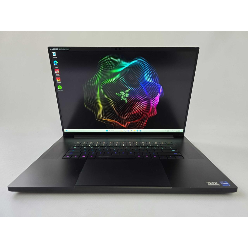 Ігровий ноутбук Razer Blade 18 - i9 13950HX RAM 32GB SSD 1TB RTX 4090
