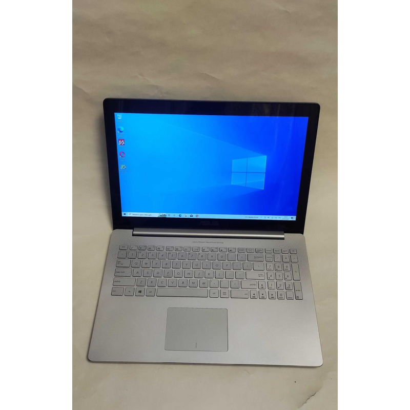 Сенсорний ноутбук ASUS UX501V IPS 4K 15,6/Quad Core i7/16Gb/SSD256Gb/GTX 960M 4Gb
